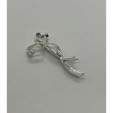 TIFFANY & Co. Brooch Ribbon