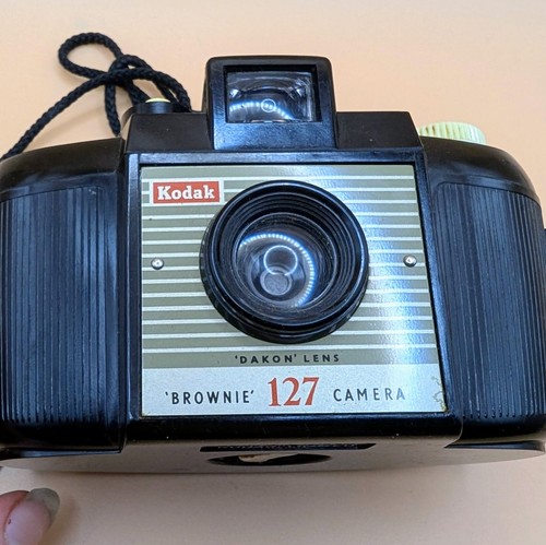 Vintage kodak brownie 127 - 50's,