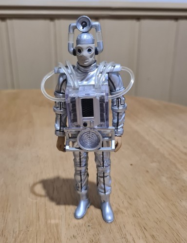 Doctor who classic - who, cyberman