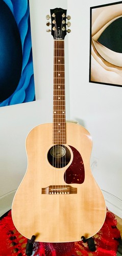 Gibson walnut studio - gibson, j