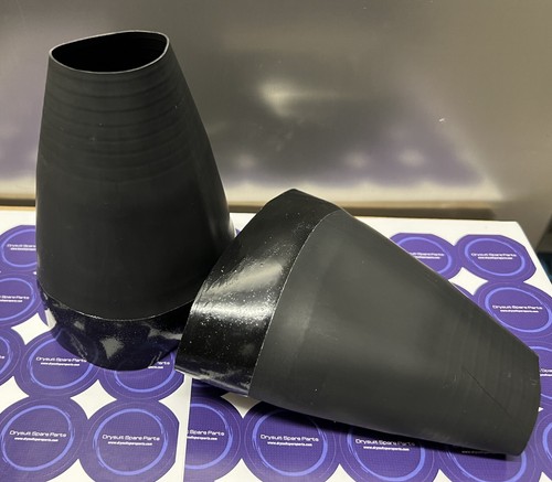 Latex cone wrist seal - wrist,
