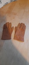Vintage Real Leather Silk Lined Womens Small Tan  Leather Driving Gloves  Prop 