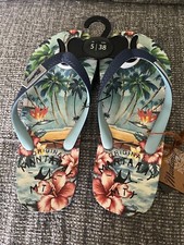 NEW MANTARAY FLIP FLOPS SANDALS SIZE 5 BLUE HAWAIIN SCENE EURO 38 NEW