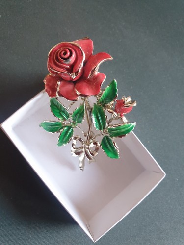 Vintage exquisite brooch - vintage,