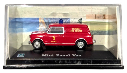 Scale cararama mini van - 1:72,