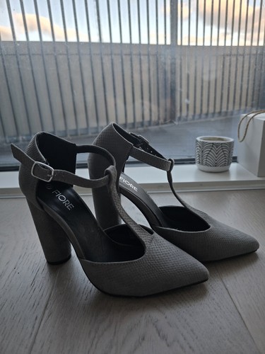 Fiore grey bar - fiore, heel