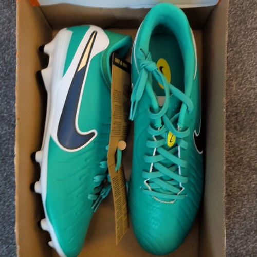 Men size nike tiempo - men's,
