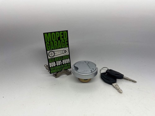 Universal locking gas - locking, cap