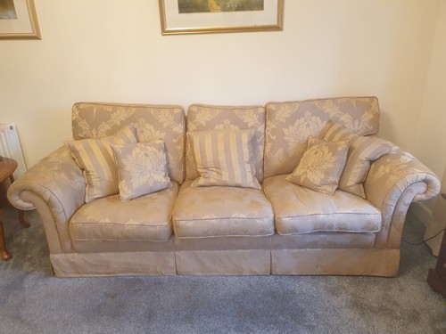 Wade seat sofas 1 high - 3+4,