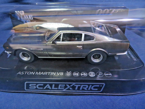 New scalextric c4203 - new, aston