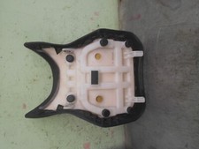 suzuki gsr 750 abs front seat 
