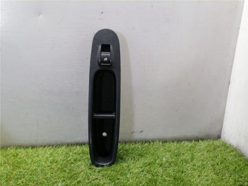 Front right window regulator - front,
