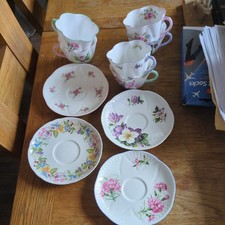 Shelley  lot England  Dainty Shape Tea Cup and Saucers