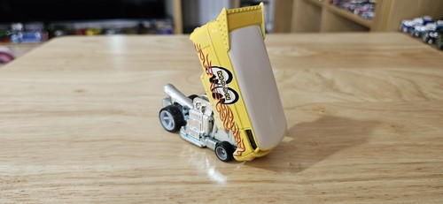 Hot wheels premium - premium, bus
