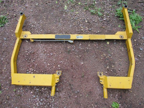Walker mower deck carrier - deck,