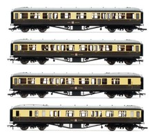 HORNBY 'OO' GAUGE RAKE OF 4