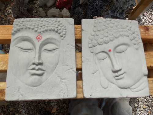 Concrete garden ornament - ,