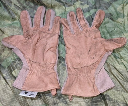 Canadian army combat gloves - canadian,