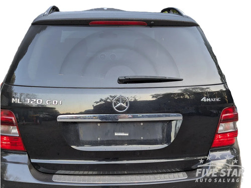 Mercedes benz class tailgate - mercedes-benz,