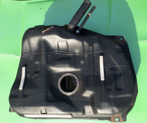 Mazda 323 fuel tank - fuel, assy