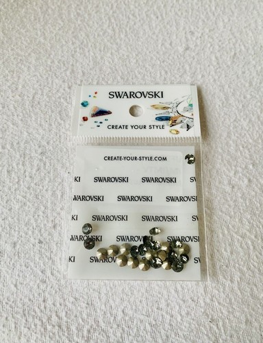 Swarovski crystal rhinestones - crystal,