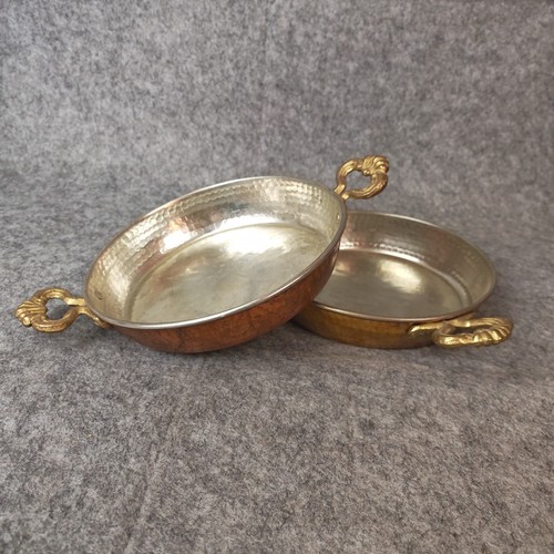 Handmade traditional - 2x,