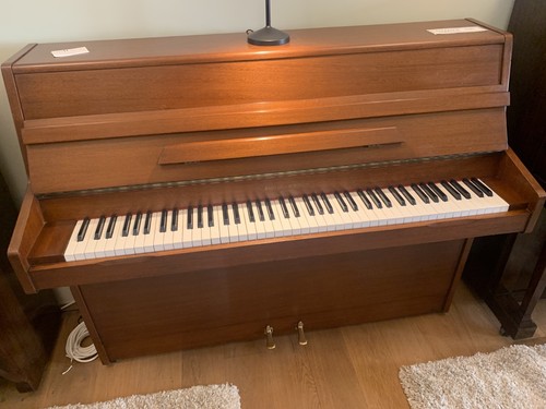 Compact barratt and robinson - compact,