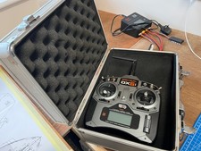 Spektrum DX6i transmitter and