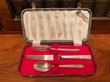 Vintage De Montfort Child's