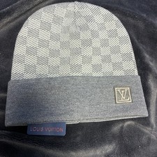 Louis Vuitton Beanie Grey Both