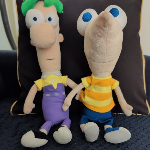 Disney store phineas and ferb - disney,