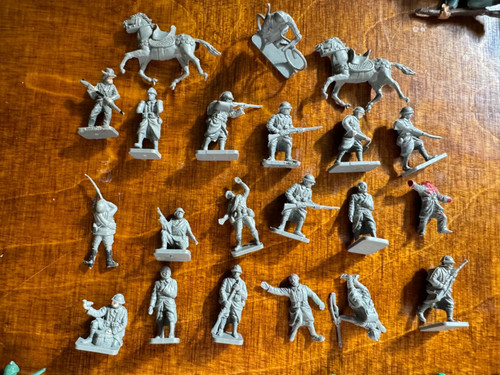 Vintage airfix miniature toy - airfix,
