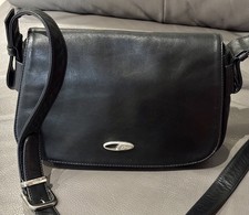 ENNY-ITALIAN VINTAGE-MEDIUM SOFT LEATHER-CROSSBODY BAG IN BLACK-EXCELLENT-VGC.