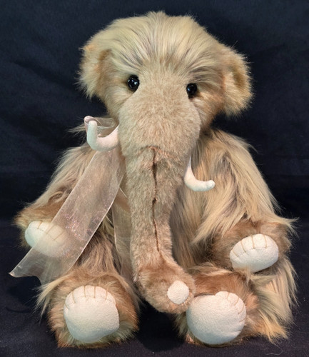 Charlie bears tusk woolly - –,