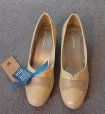 Pavers Beige Court Shoe Size 6