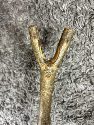 Hazel one piece thumb stick - piece,