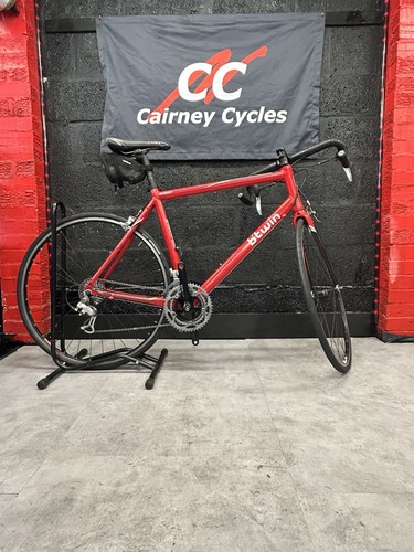 Triban road bike aluminium - road,