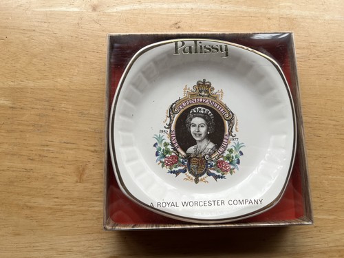 Vintage royal worcester - royal,
