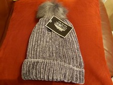 CityComfort Pom Pom Hats for