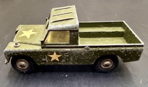 Corgi toys land - corgi, rover