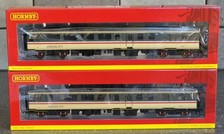 Pair of Hornby BR MK2F Brake Open Coaches InterCity Swallow R4921 & R4921A
