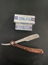 Feather Artist DX wood Razor (used but in great condition) with soare blades