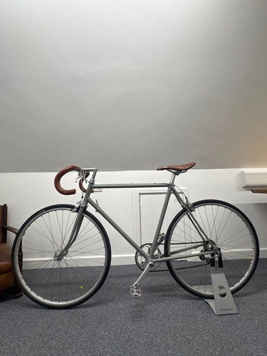 Lugged steel road - lugged,