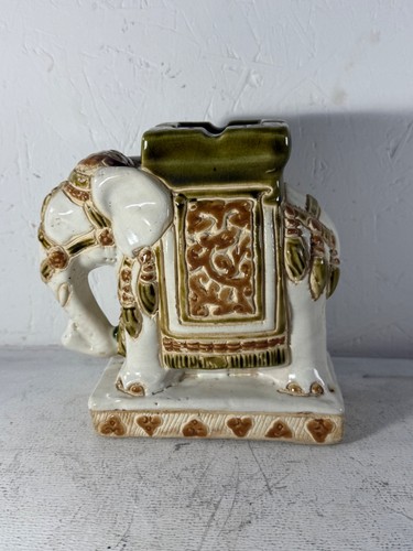 Vintage elephant figurine - vintage,