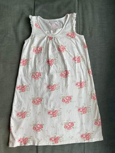 The little white company girls - the,
