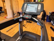 Life fitness 95t treadmill - life,