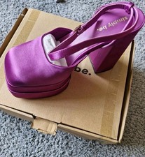 New Magenta retro block heel