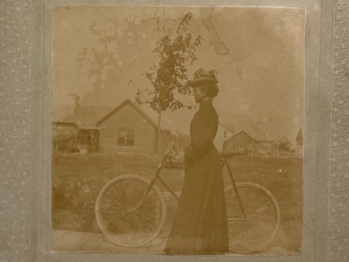 Antique photograph woman - antique,