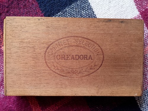 Creadora cigar box - cigar, empty