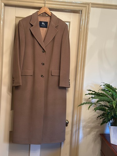 New ladies size - 16, classic